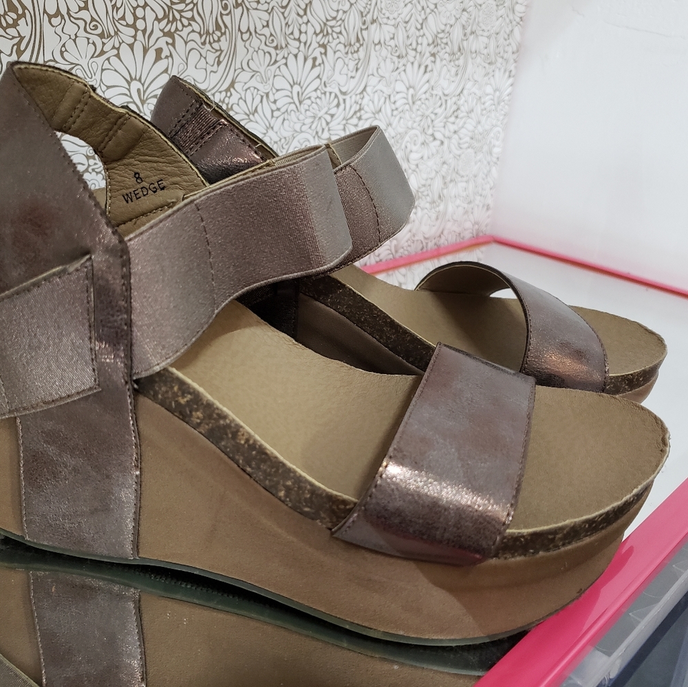 Woman Shoes